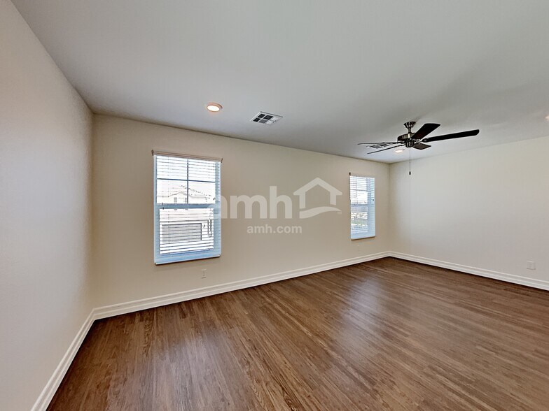 Building Photo - 6113 Wild Lilac Ct