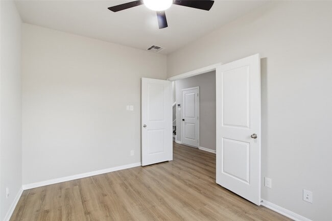 Building Photo - 2429 Palisade Crst Dr