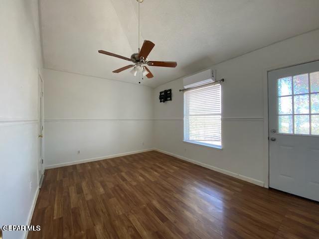 Building Photo - 11622 Cayuga Cir