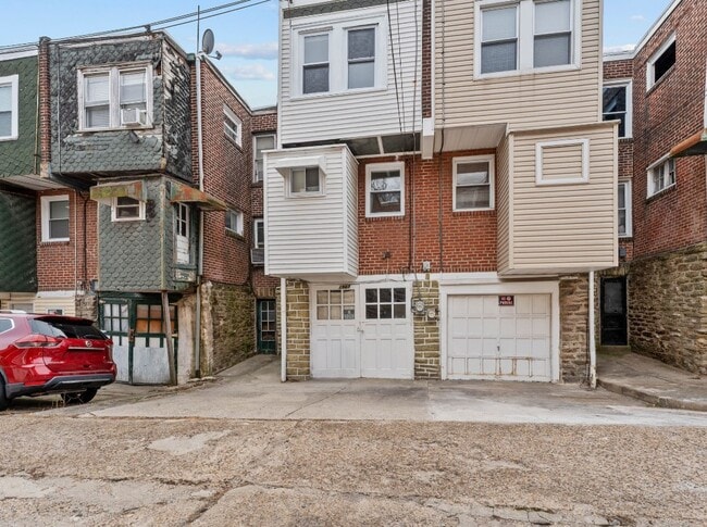 Building Photo - 1983 73rd Ave