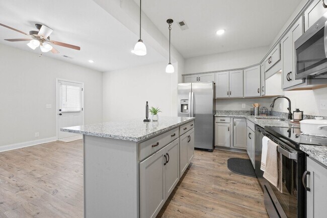 Building Photo - 326 Fallow Cir