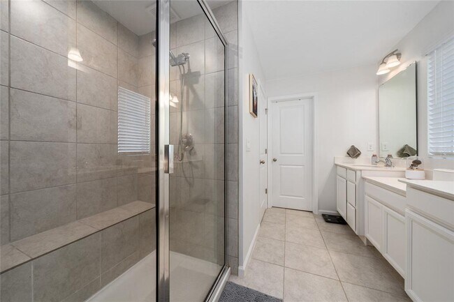 Building Photo - 3173 Armstrong Spring Dr