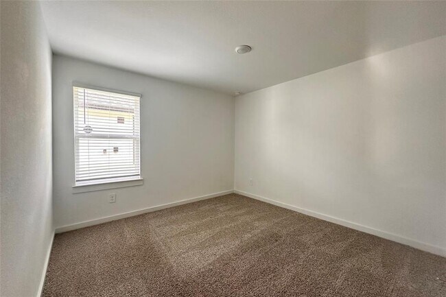 Building Photo - 8418 Kokernot Ln