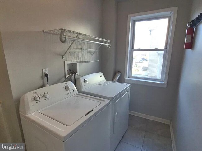 Building Photo - 605 Cecil B. Moore Ave