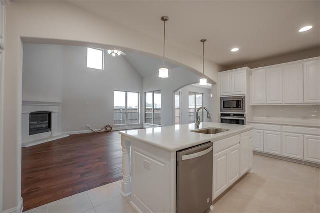 Building Photo - 15226 Catalpa Rd