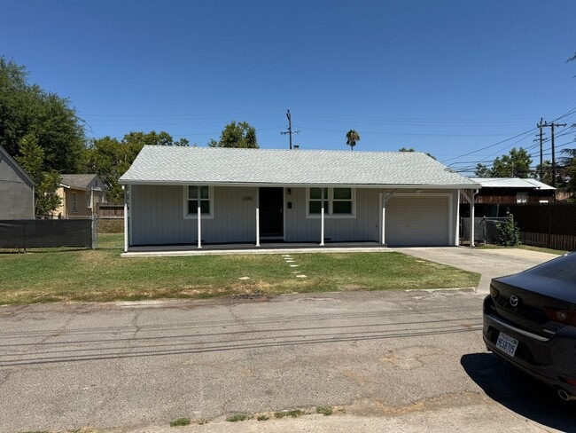 Building Photo - 2324 Edison Ave