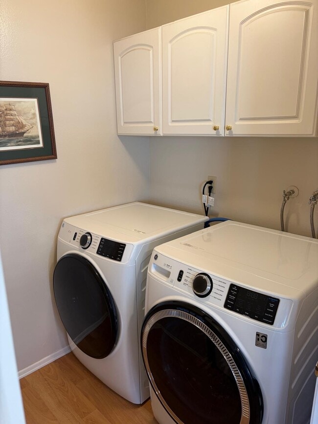 Building Photo - 1137 Mission Verde Dr