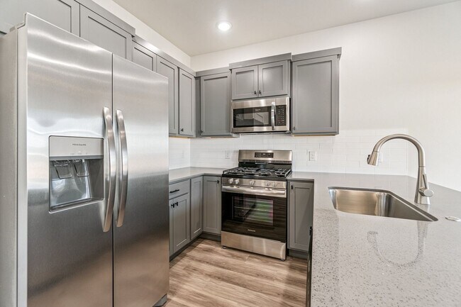 Building Photo - 19606 Molly Dr