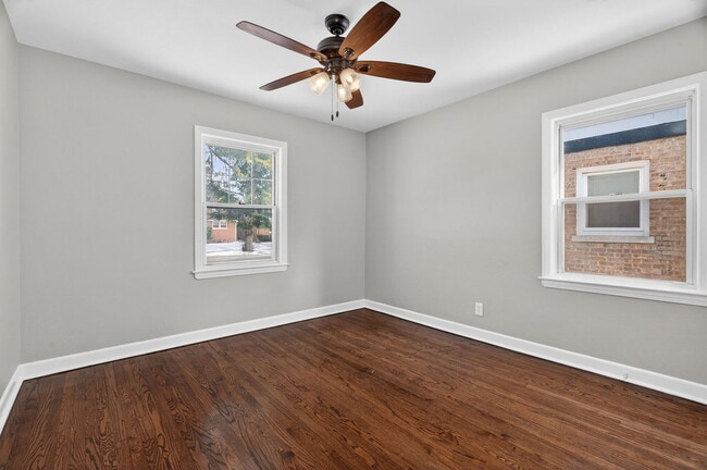 Building Photo - 27 164th Pl