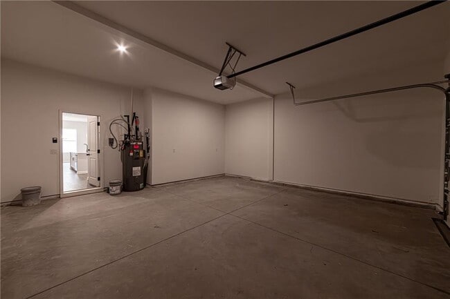 Building Photo - 212 Birchwood Row