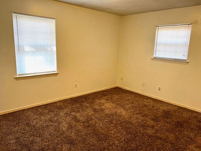 Building Photo - 3/2 in Wildwood Heights subdivision