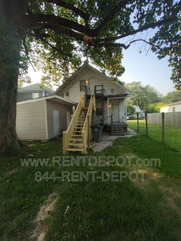 Building Photo - 613 Monroe Ave