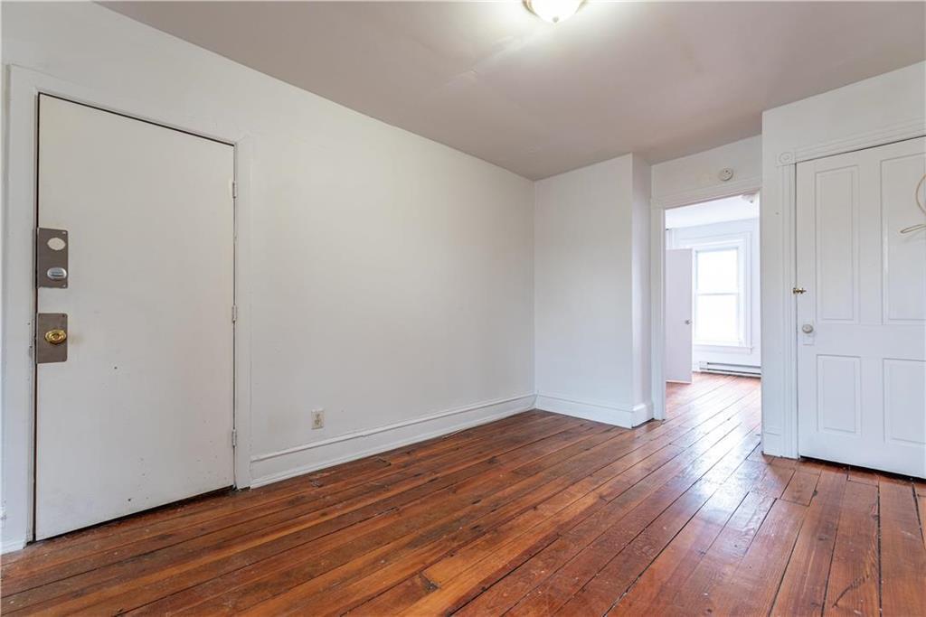 Building Photo - 931 Chew St