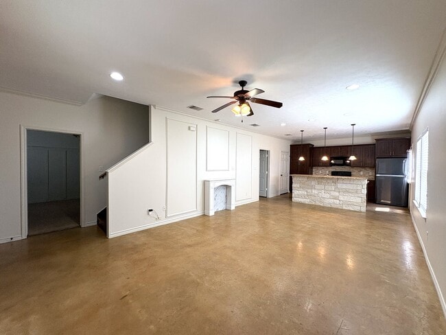 Building Photo - 3353 Keefer Loop