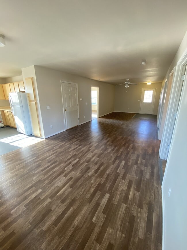 Building Photo - 1429 Azalea Dr