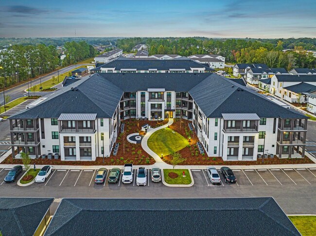 Building Photo - 1559 W 9 Mile Rd