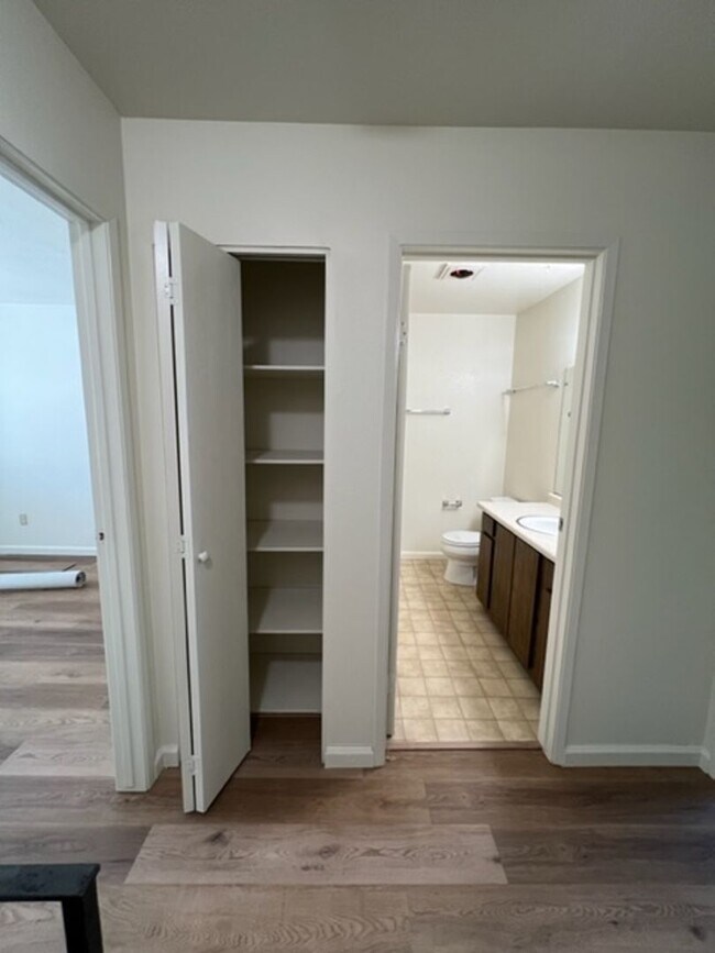 Building Photo - Spacious Condo with Private Patio