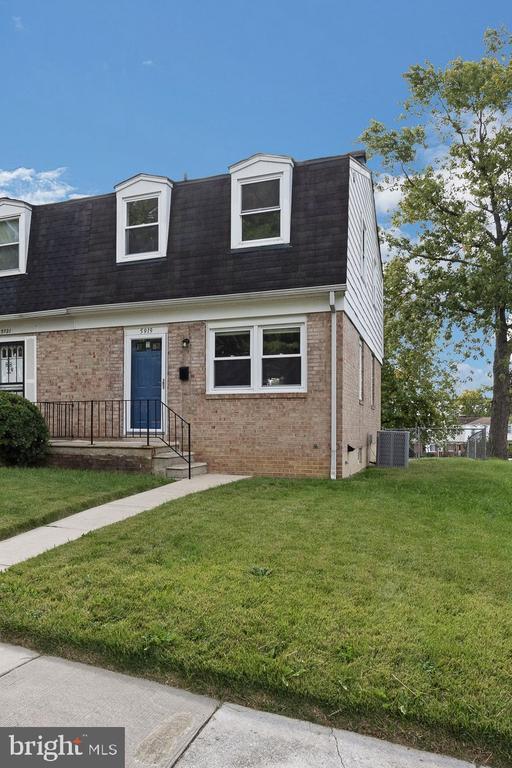 Building Photo - 5919 Daywalt Ave