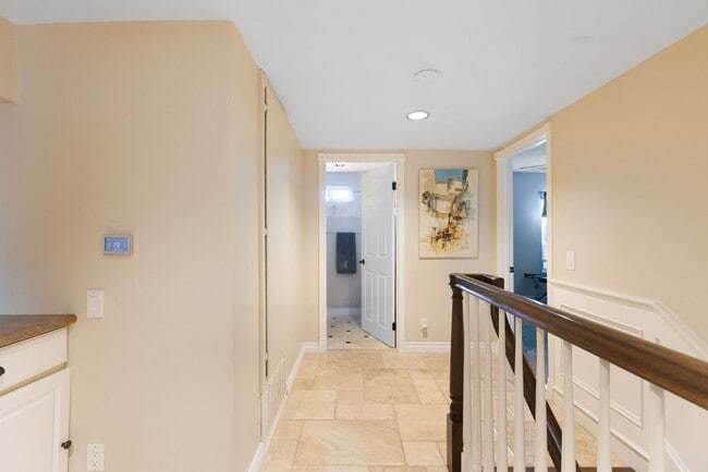Building Photo - Modern Luxury in Cypress – 4BR Home with H...