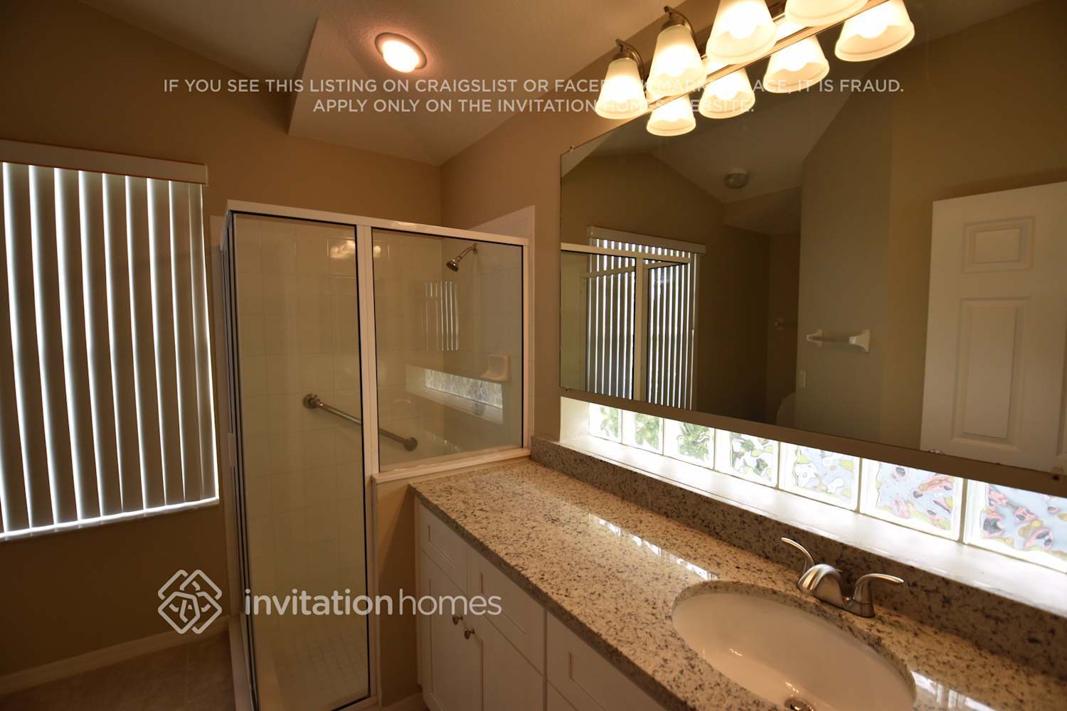 Building Photo - 2581 Ventura Cir