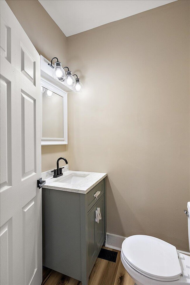 Building Photo - 3473 Townsend St