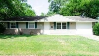 Building Photo - 4407 Nowak Ave