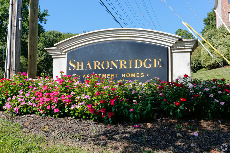 Building Photo - Sharonridge Apartments