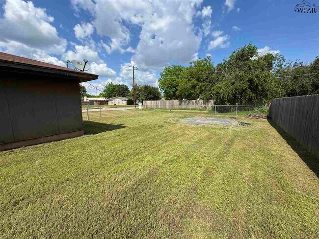 Building Photo - 4205 Wrangler Dr