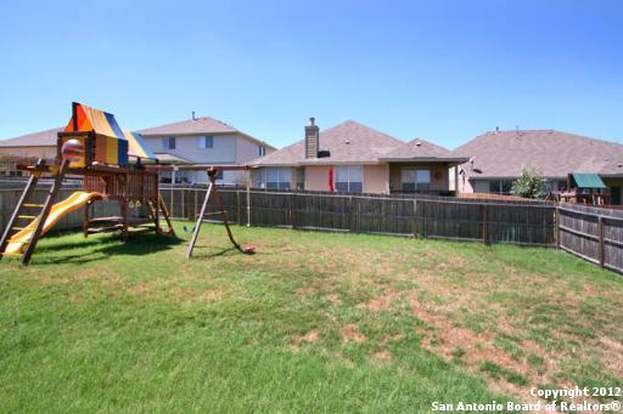 Building Photo - 5731 White Oak Cove