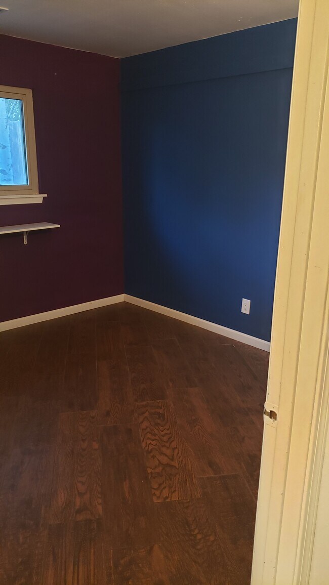 Building Photo - 913 Capulin Rd