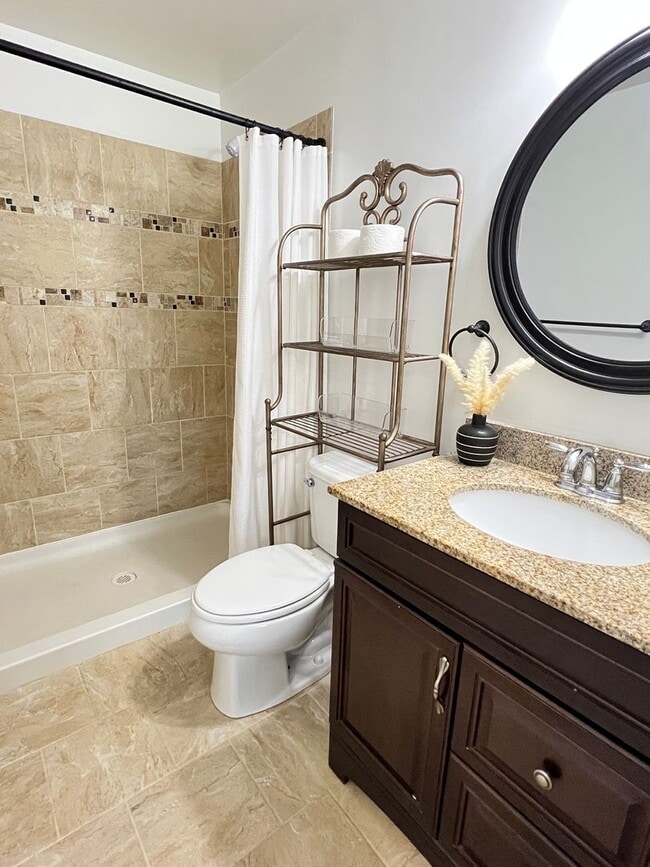 Building Photo - Come Home To This Updated And Convenient 3 Bed 3.5 Bath Townhome In Derwood! Now Available!