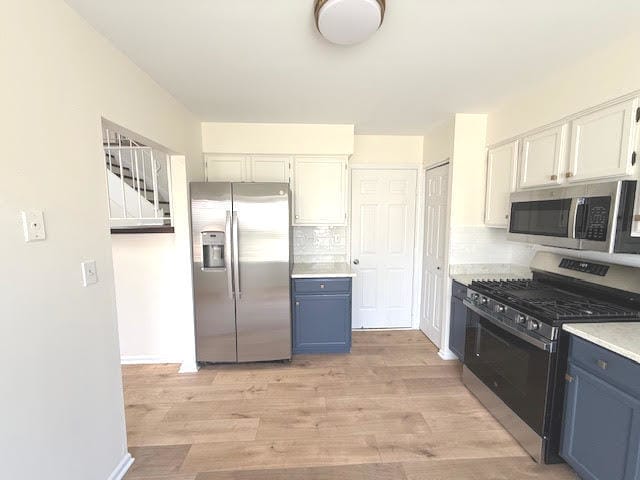 Building Photo - 171 N Clare Ct