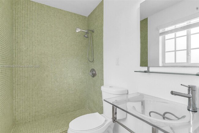 Building Photo - 9250 SW 31st Terrace