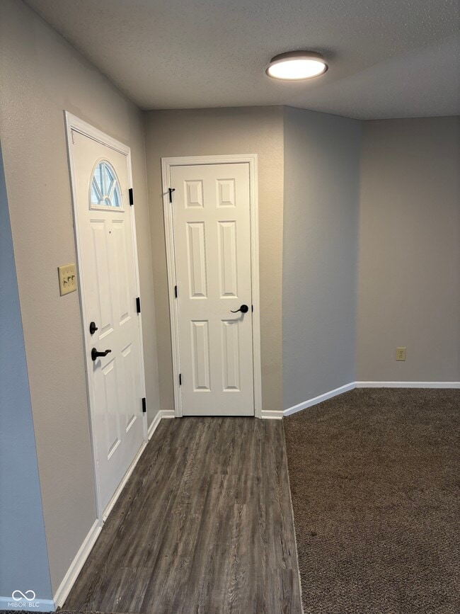 Building Photo - 1380 King Maple Dr