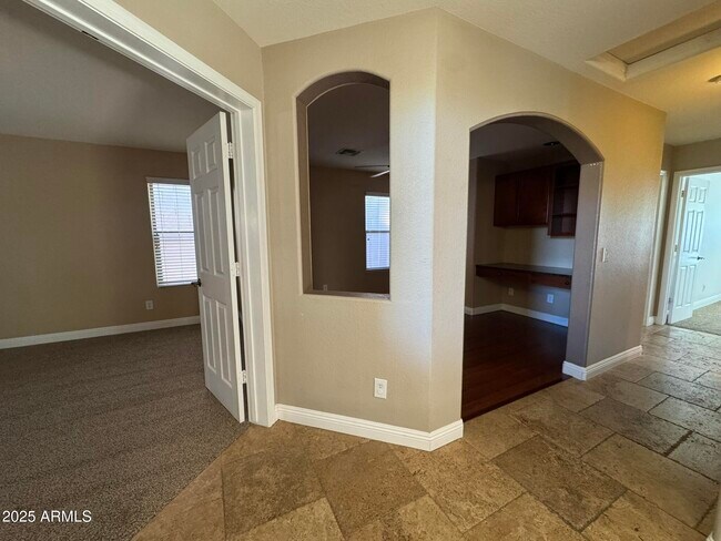 Building Photo - 2246 W Roy Rogers Rd