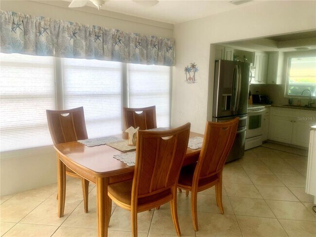 Building Photo - 2310 Canalbluff Pl