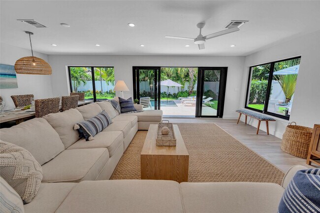 Building Photo - 2205 SE 19th St