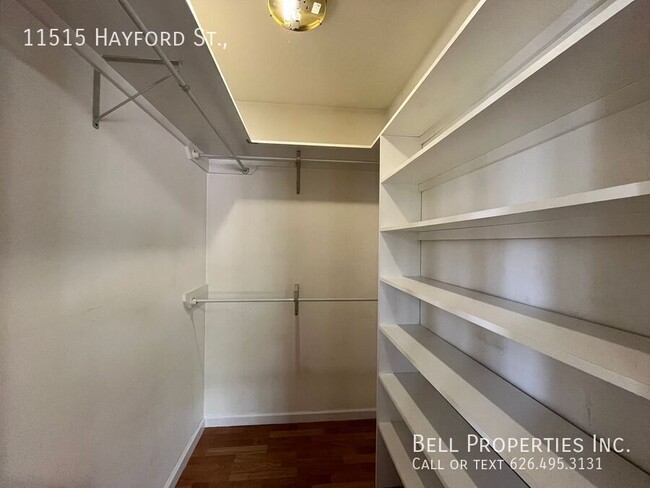 Building Photo - 11515 Hayford St