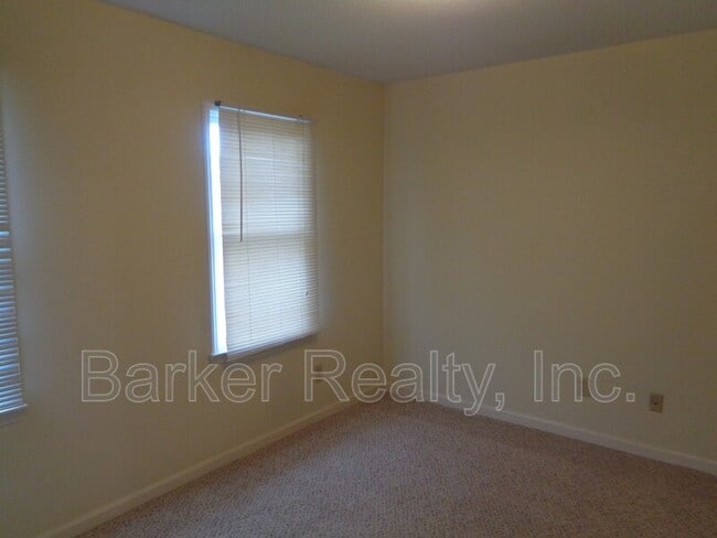 Building Photo - 8031 Perry Creek Rd