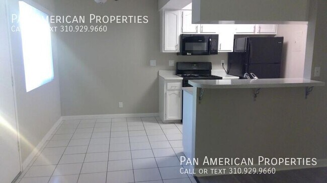 Building Photo - 13919 Coteau Dr