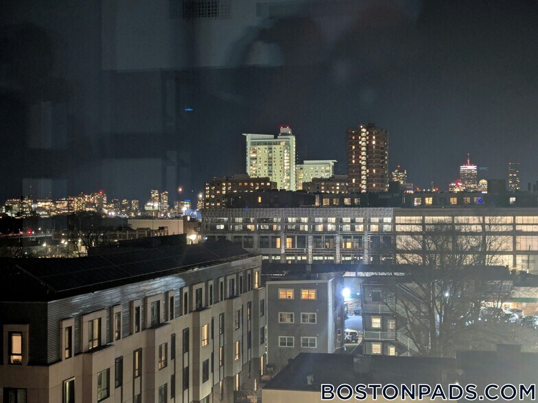 Building Photo - 55 Brighton Ave