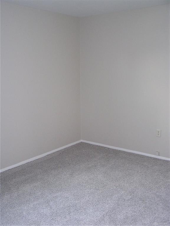 Building Photo - 126 McCraw Dr