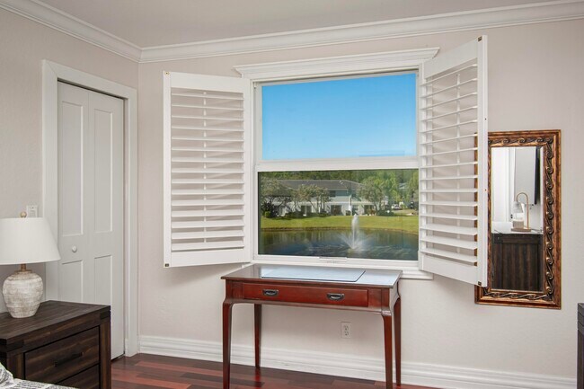 Building Photo - 16081 Sierra Palms Dr