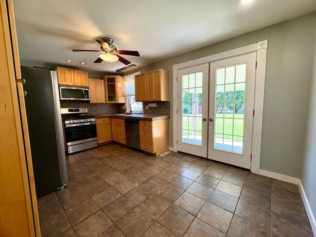 Building Photo - 2 Bedroom Rancher Available in Hershey!