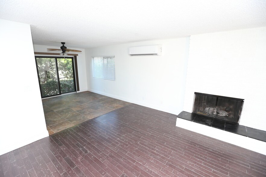 Primary Photo - 4776 Don Miguel Dr