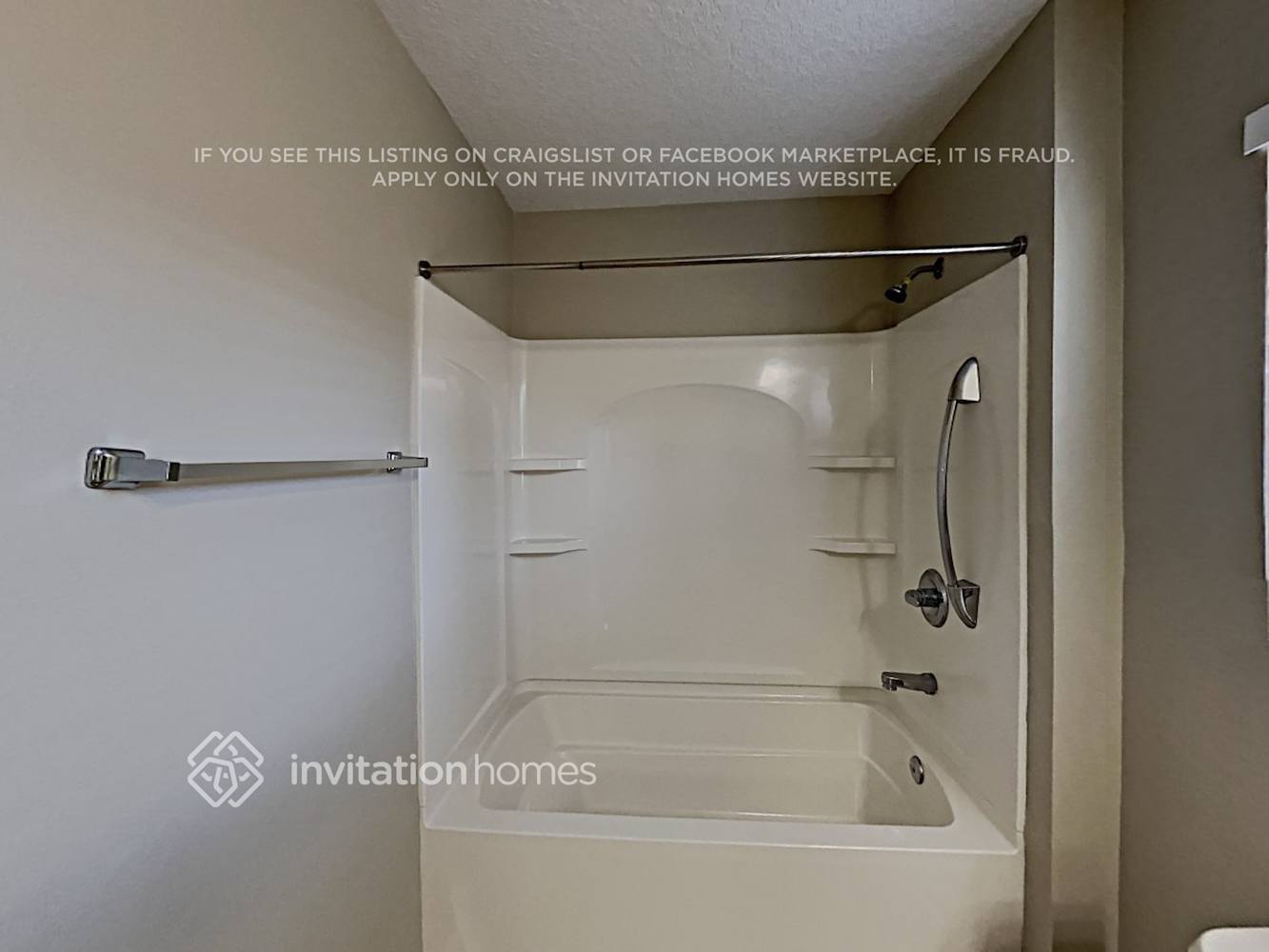 Building Photo - 7444 Bridgeview Dr