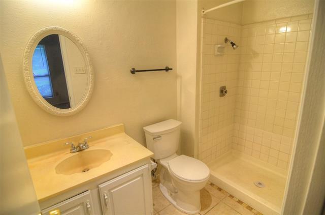 Building Photo - 5725 Drexel Dr