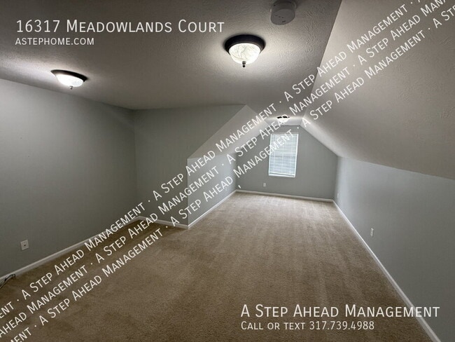 Building Photo - 16317 Meadowlands Ct