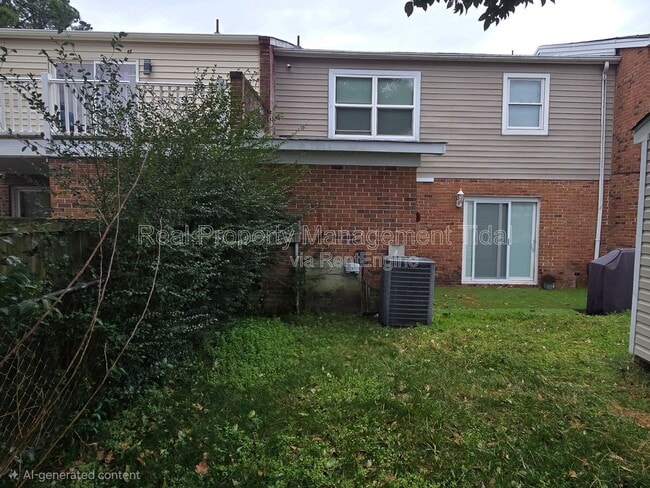 Building Photo - 1072 Level Green Blvd