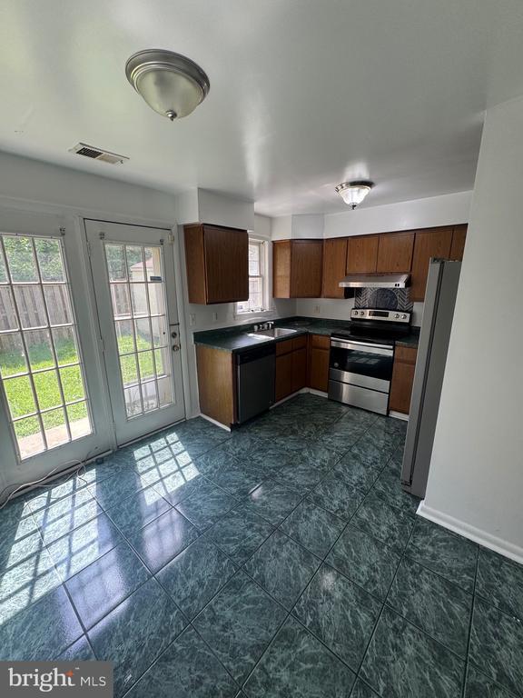 Building Photo - 7834 Liberty Springs Cir